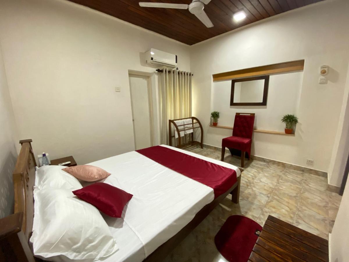 Lodge 87 Negombo Exterior photo