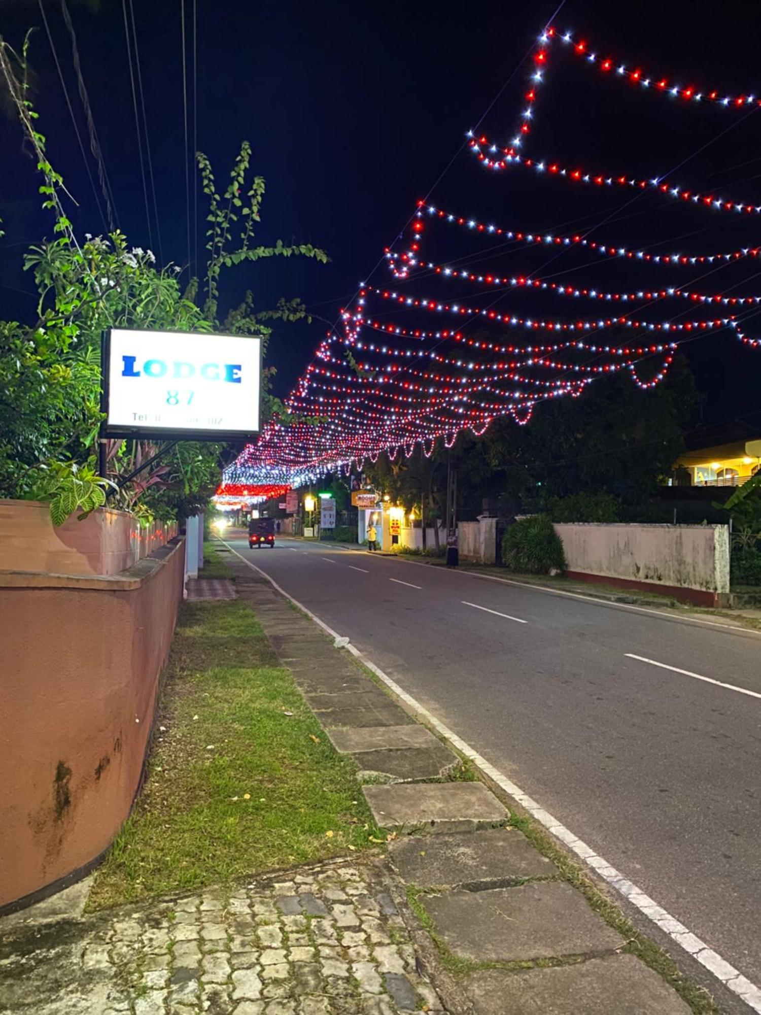 Lodge 87 Negombo Exterior photo